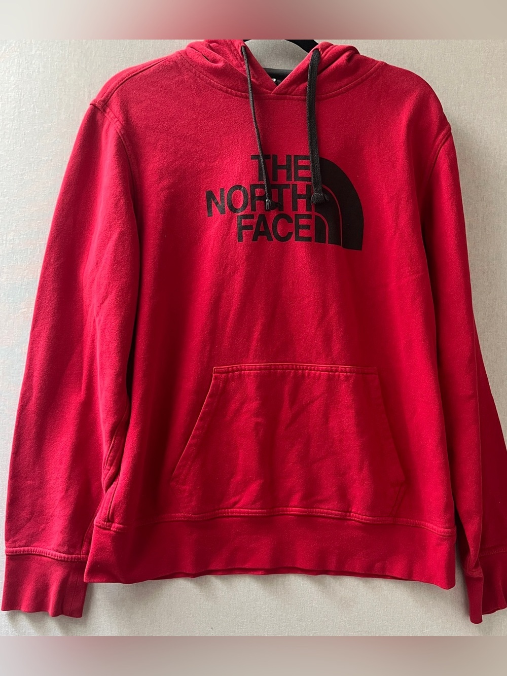 The North Face Men's Red Graphic Logo Hoodie Sweater M